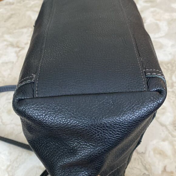 The Sak Black Leather Tote Bag - Picture 9 of 14